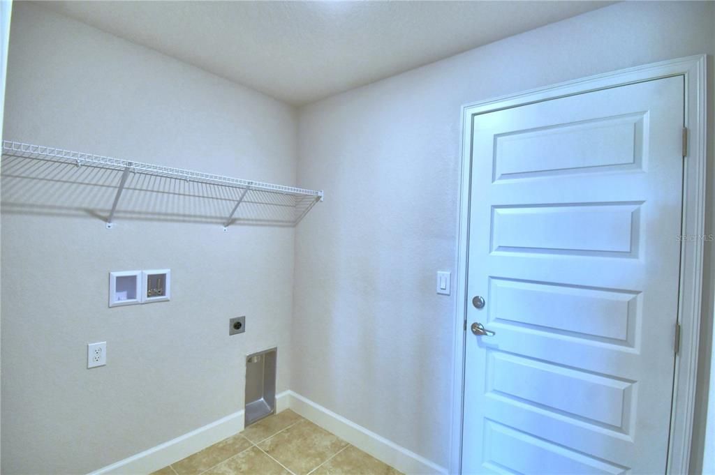 For Sale: $351,863 (4 beds, 2 baths, 1755 Square Feet)