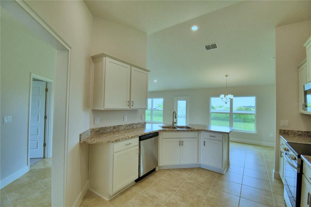 For Sale: $351,863 (4 beds, 2 baths, 1755 Square Feet)