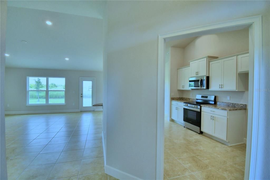 For Sale: $351,863 (4 beds, 2 baths, 1755 Square Feet)