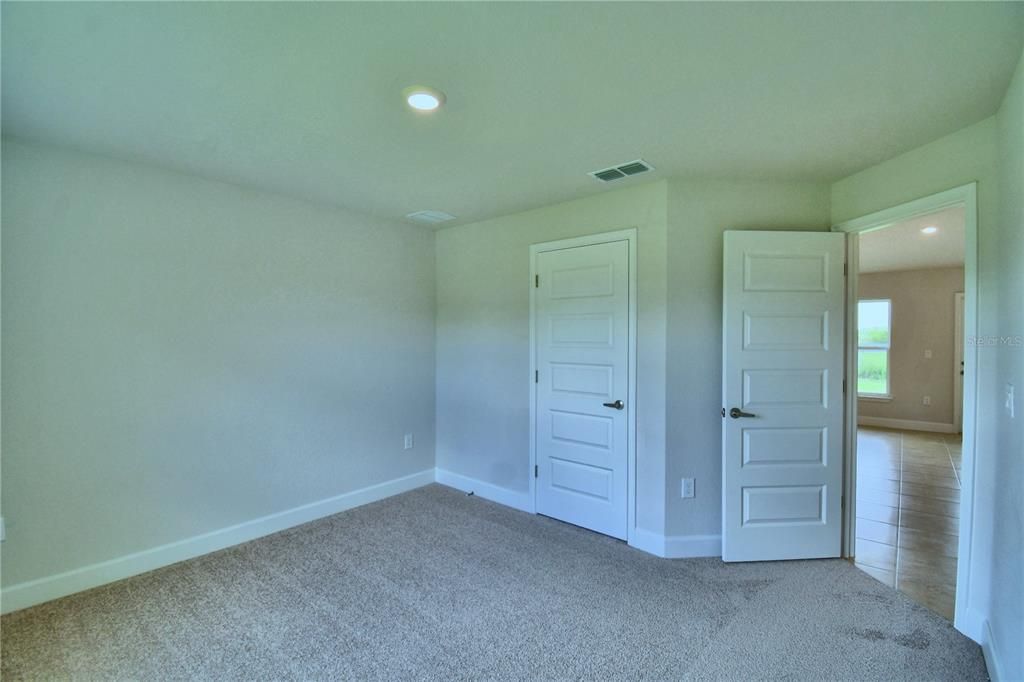 For Sale: $351,863 (4 beds, 2 baths, 1755 Square Feet)