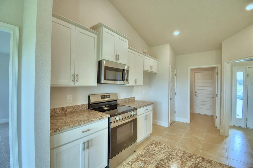 For Sale: $351,863 (4 beds, 2 baths, 1755 Square Feet)