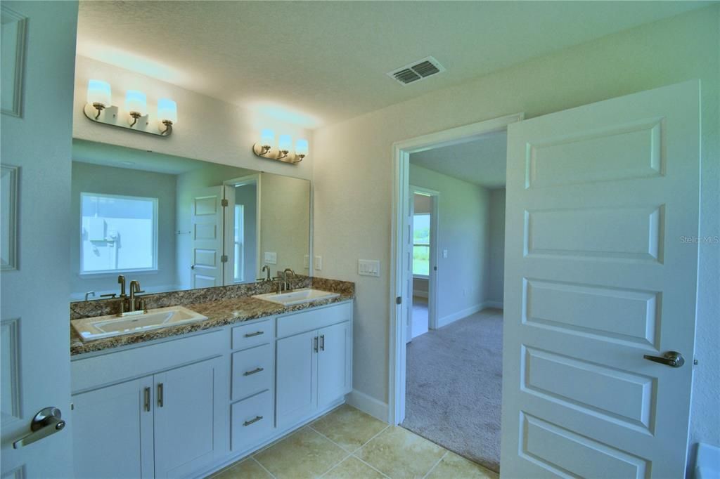 For Sale: $351,863 (4 beds, 2 baths, 1755 Square Feet)