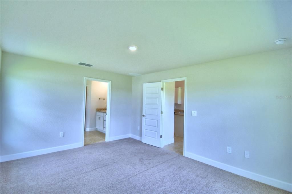 For Sale: $351,863 (4 beds, 2 baths, 1755 Square Feet)