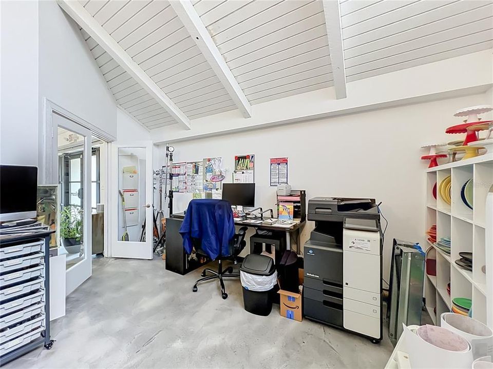 En Venta: $649,900 (2 camas, 1 baños, 2112 Pies cuadrados)