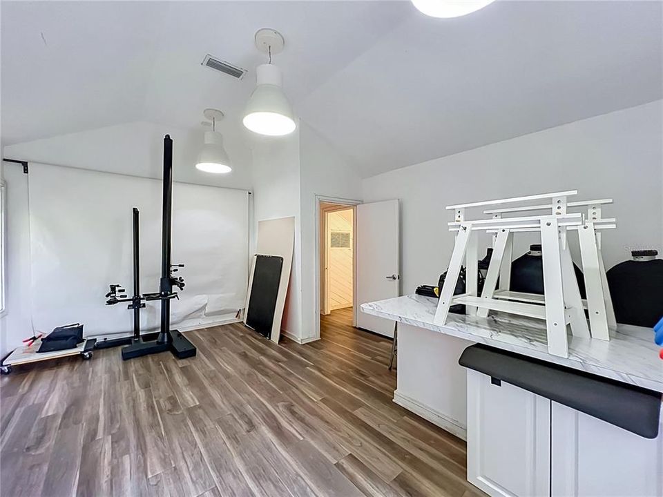 En Venta: $649,900 (2 camas, 1 baños, 2112 Pies cuadrados)