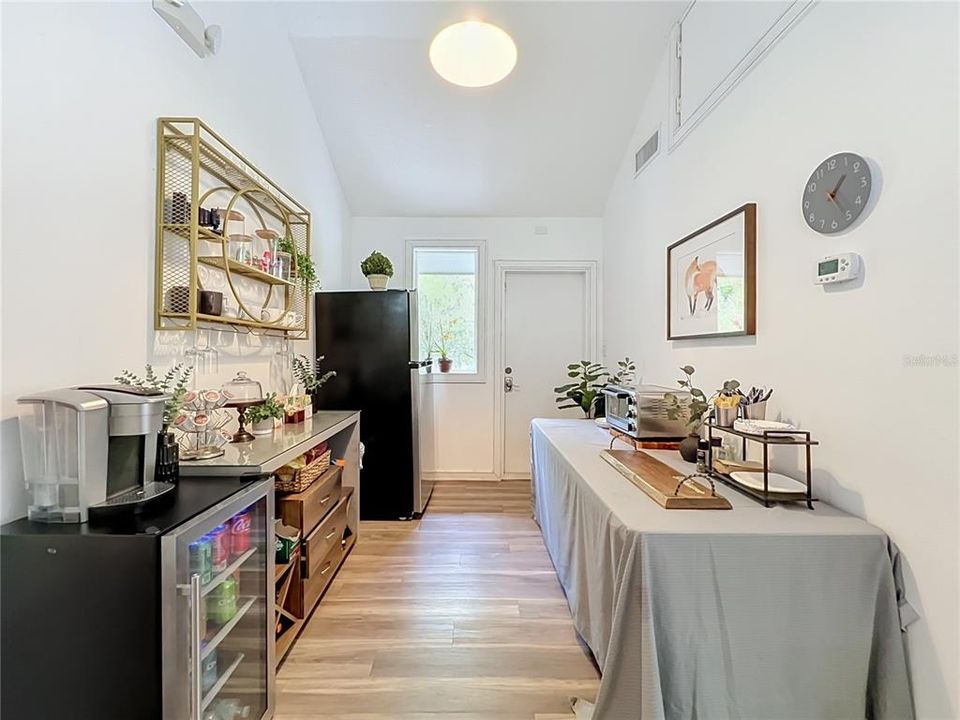 En Venta: $649,900 (2 camas, 1 baños, 2112 Pies cuadrados)