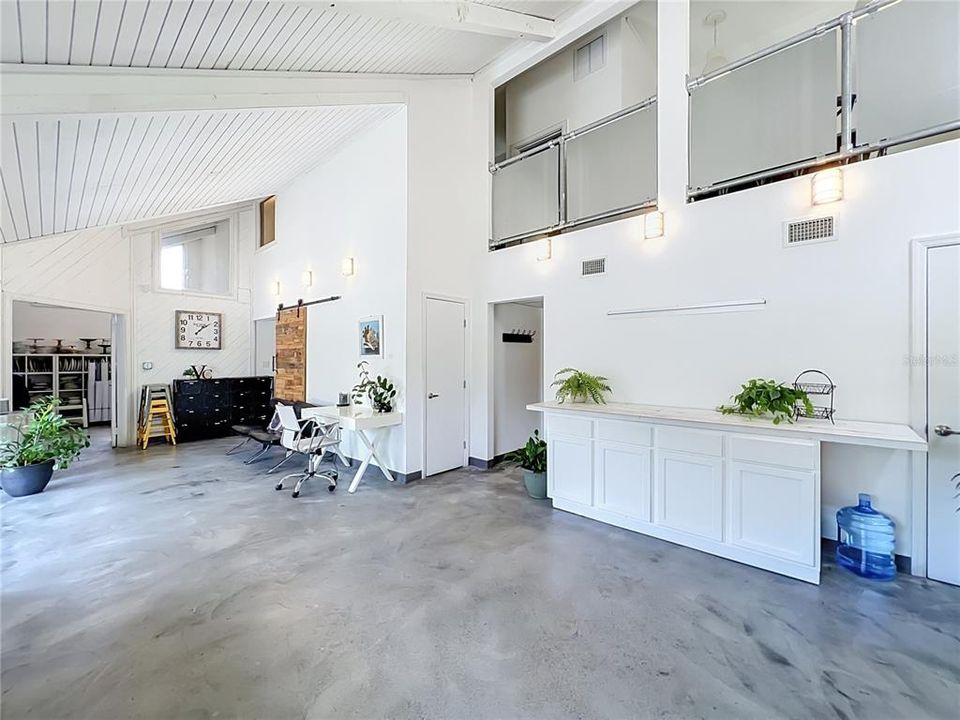 En Venta: $649,900 (2 camas, 1 baños, 2112 Pies cuadrados)