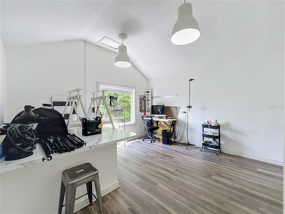 En Venta: $649,900 (2 camas, 1 baños, 2112 Pies cuadrados)