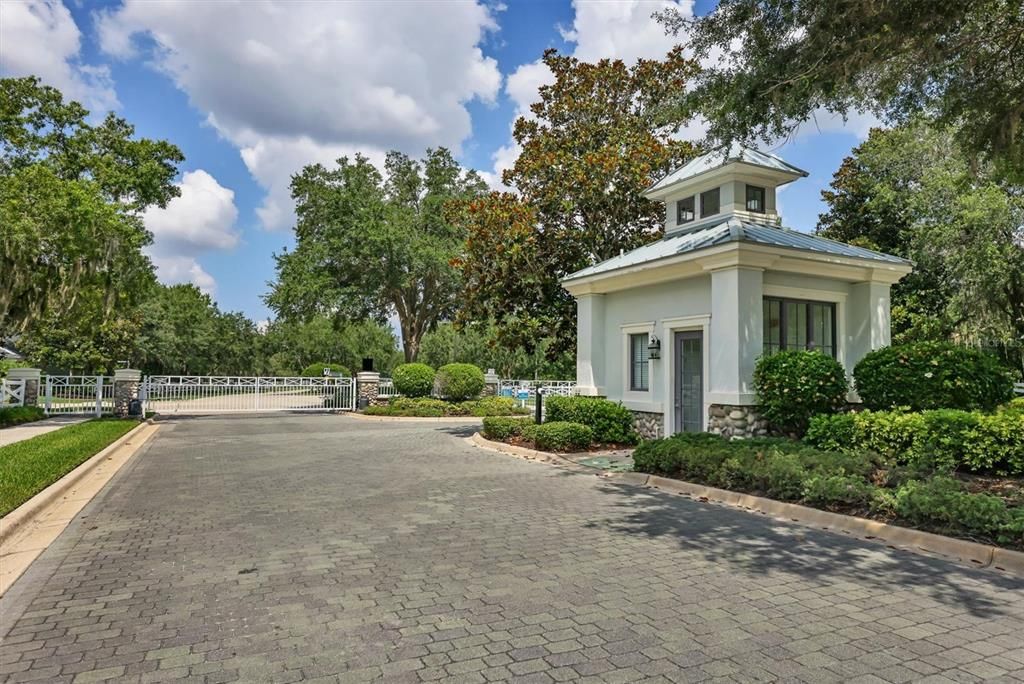 En Venta: $864,000 (5 camas, 4 baños, 3974 Pies cuadrados)