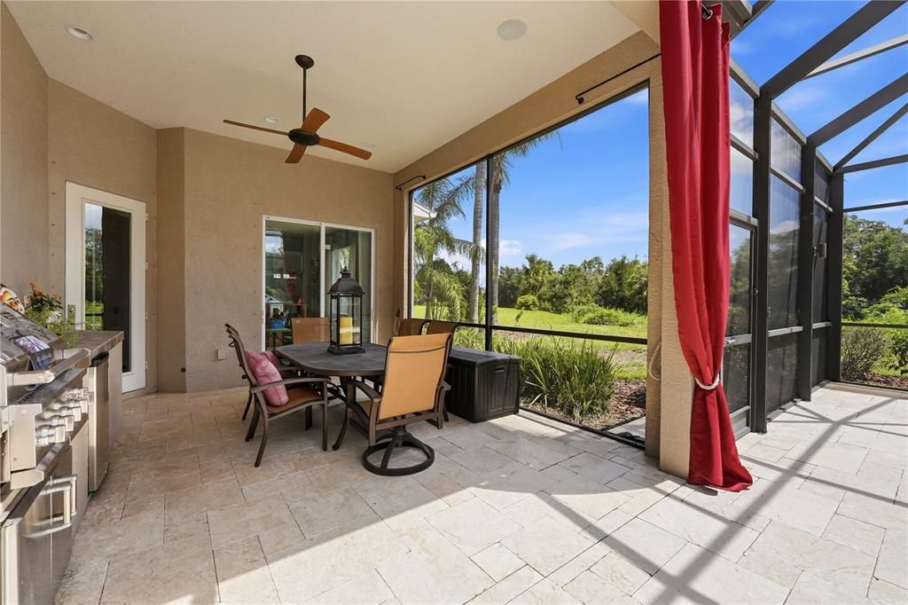 En Venta: $864,000 (5 camas, 4 baños, 3974 Pies cuadrados)