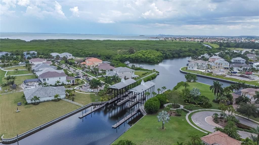 For Rent: $7,500 (6 beds, 4 baths, 5284 Square Feet)
