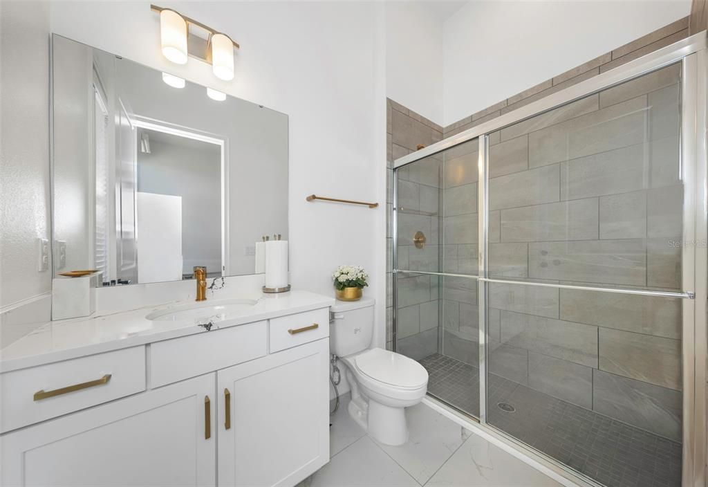 For Rent: $7,500 (6 beds, 4 baths, 5284 Square Feet)
