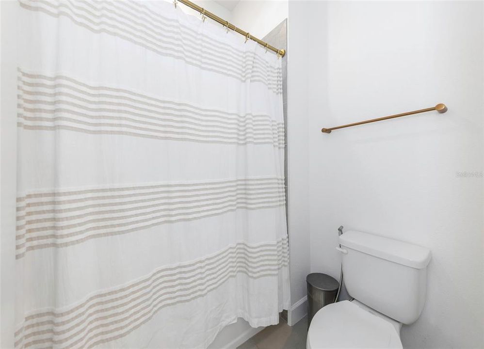 For Rent: $7,500 (6 beds, 4 baths, 5284 Square Feet)