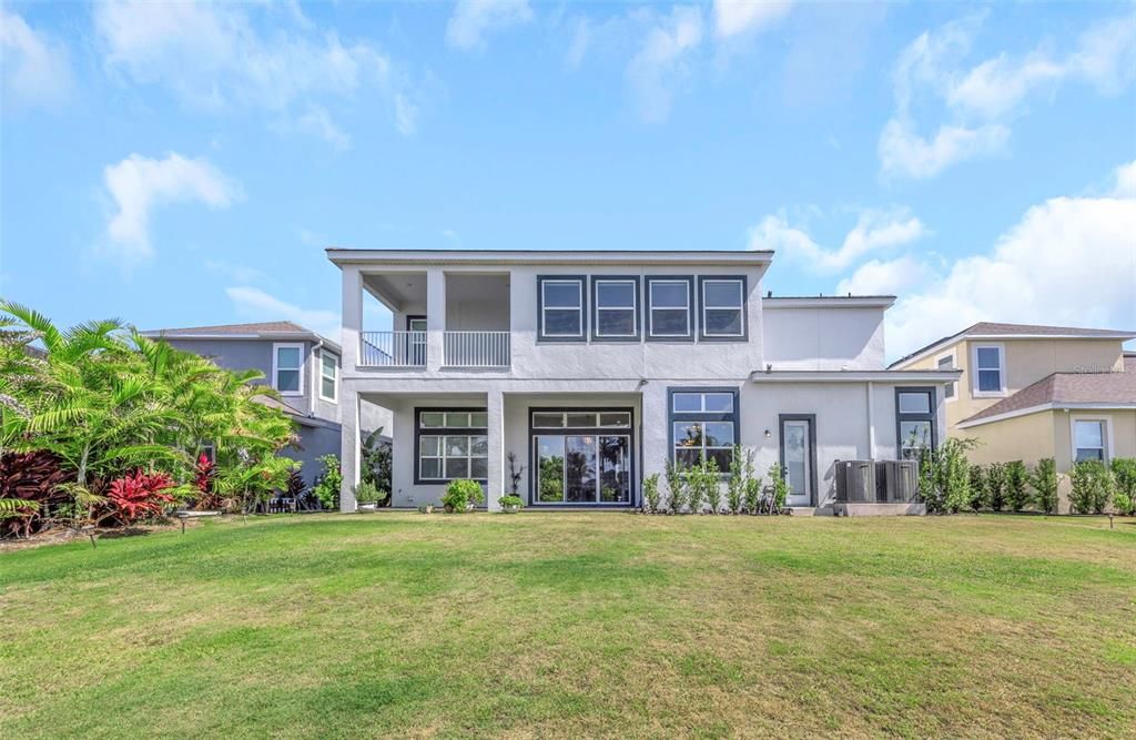 For Rent: $7,500 (6 beds, 4 baths, 5284 Square Feet)