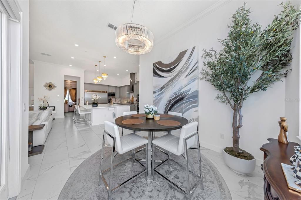 For Rent: $7,500 (6 beds, 4 baths, 5284 Square Feet)
