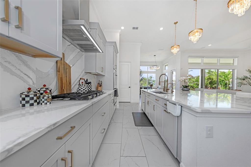 For Rent: $7,500 (6 beds, 4 baths, 5284 Square Feet)