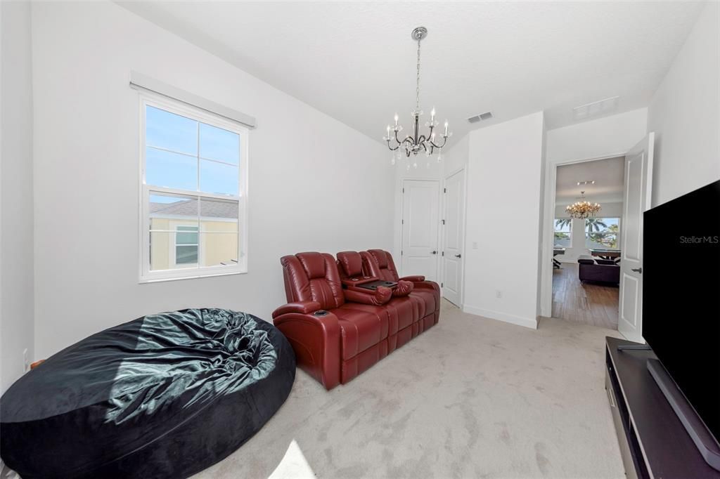 For Rent: $7,500 (6 beds, 4 baths, 5284 Square Feet)