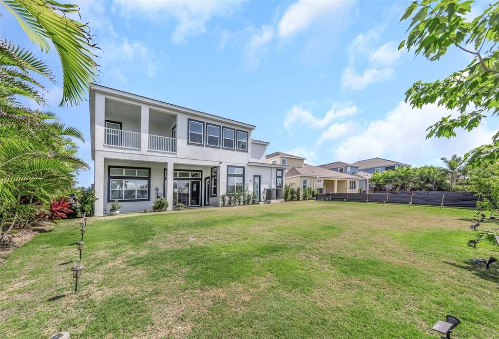 For Rent: $7,500 (6 beds, 4 baths, 5284 Square Feet)