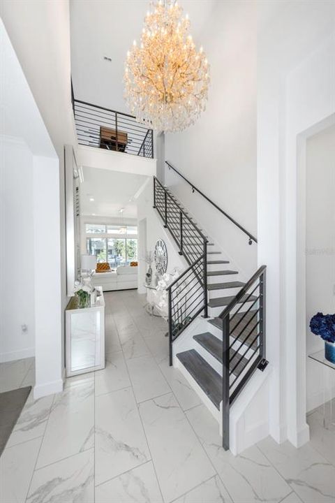 For Rent: $7,500 (6 beds, 4 baths, 5284 Square Feet)