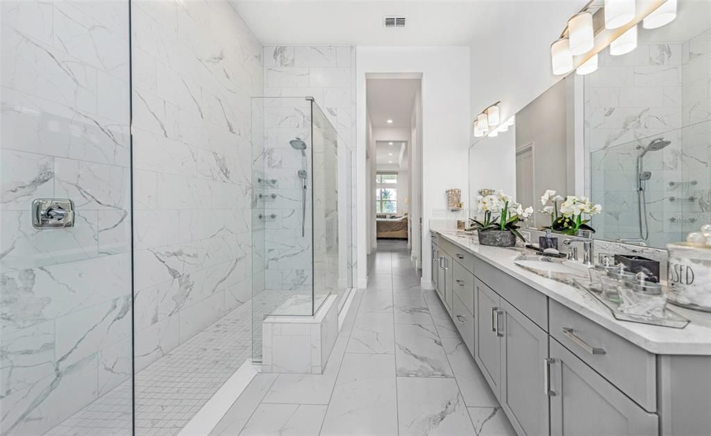 For Rent: $7,500 (6 beds, 4 baths, 5284 Square Feet)