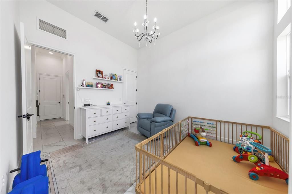 For Rent: $7,500 (6 beds, 4 baths, 5284 Square Feet)