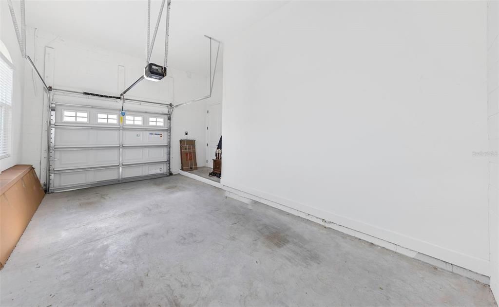 For Rent: $7,500 (6 beds, 4 baths, 5284 Square Feet)