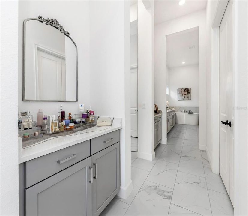 For Rent: $7,500 (6 beds, 4 baths, 5284 Square Feet)