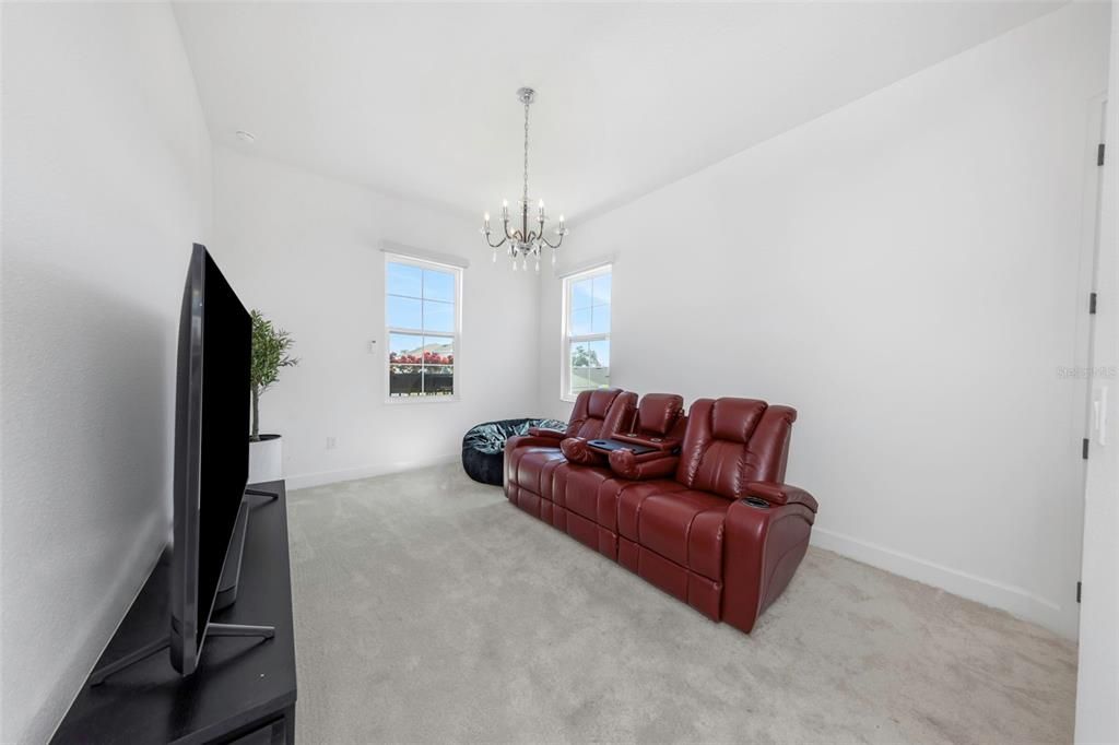 For Rent: $7,500 (6 beds, 4 baths, 5284 Square Feet)