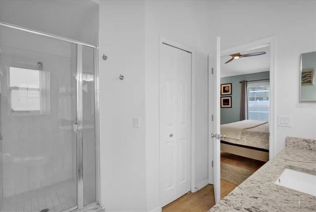 En Venta: $380,000 (4 camas, 3 baños, 1679 Pies cuadrados)