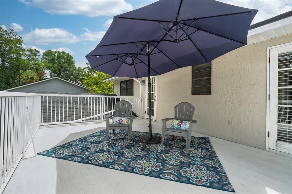 For Sale: $1,500,000 (5 beds, 3 baths, 3643 Square Feet)