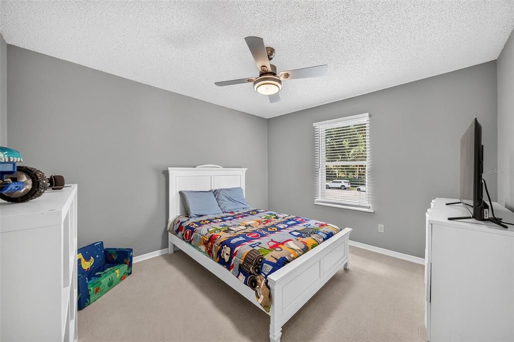 For Sale: $1,500,000 (5 beds, 3 baths, 3643 Square Feet)