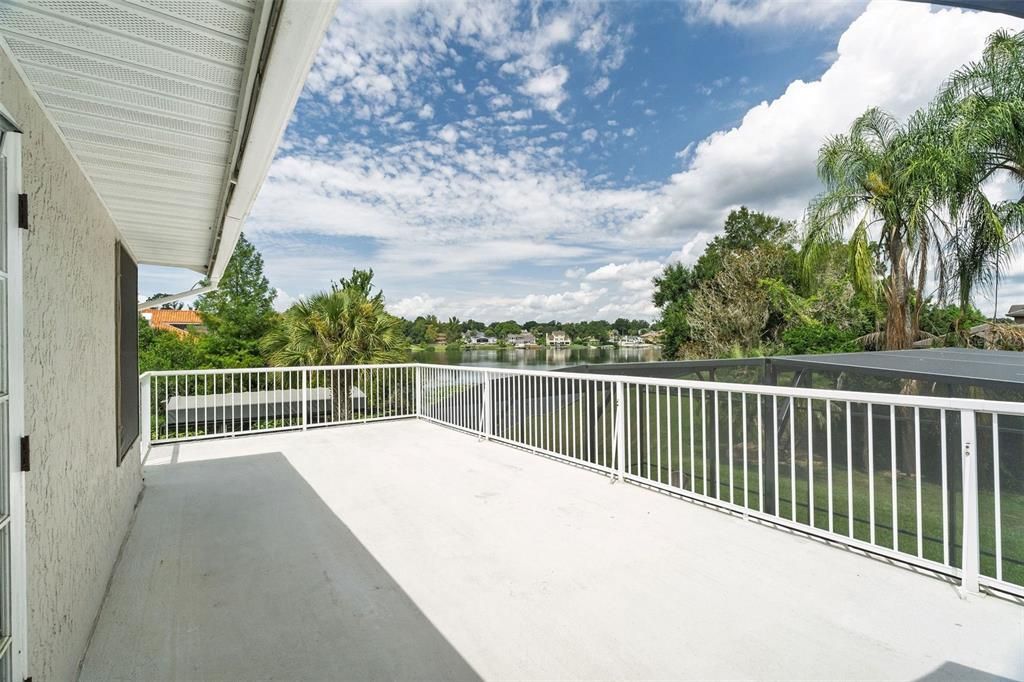 For Sale: $1,500,000 (5 beds, 3 baths, 3643 Square Feet)