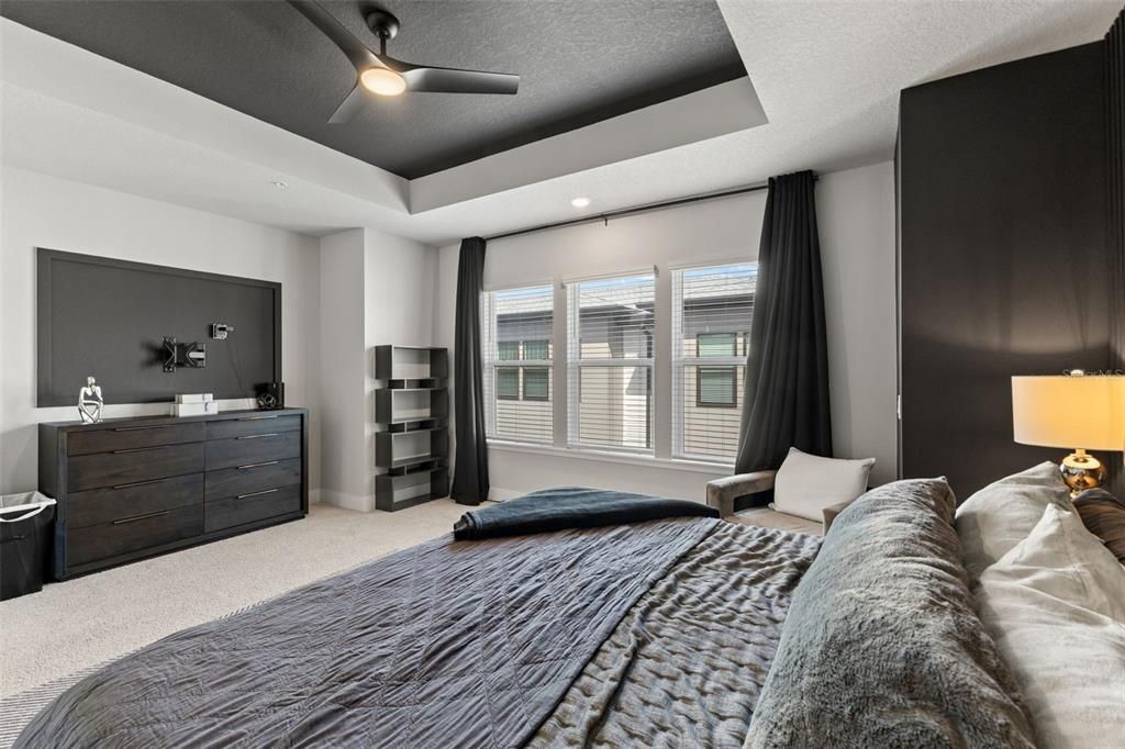 For Sale: $619,990 (3 beds, 4 baths, 2554 Square Feet)
