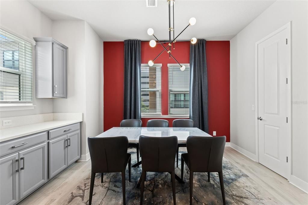 For Sale: $619,990 (3 beds, 4 baths, 2554 Square Feet)