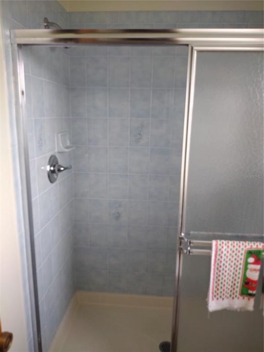 For Sale: $304,000 (3 beds, 2 baths, 1414 Square Feet)