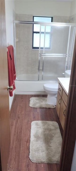 For Sale: $304,000 (3 beds, 2 baths, 1414 Square Feet)