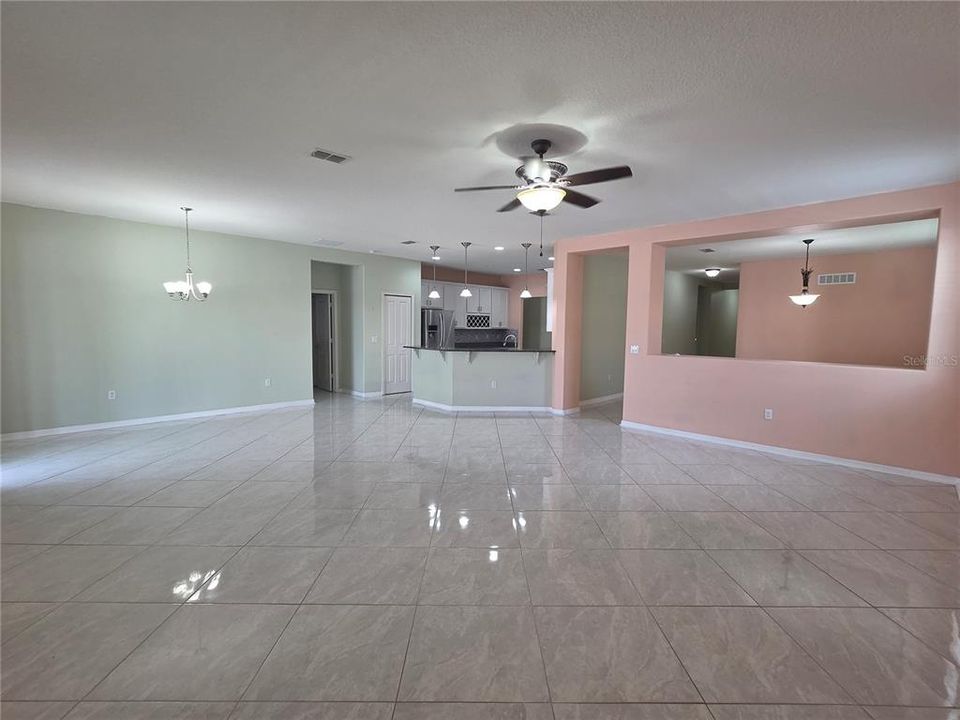 For Sale: $419,900 (4 beds, 2 baths, 2670 Square Feet)