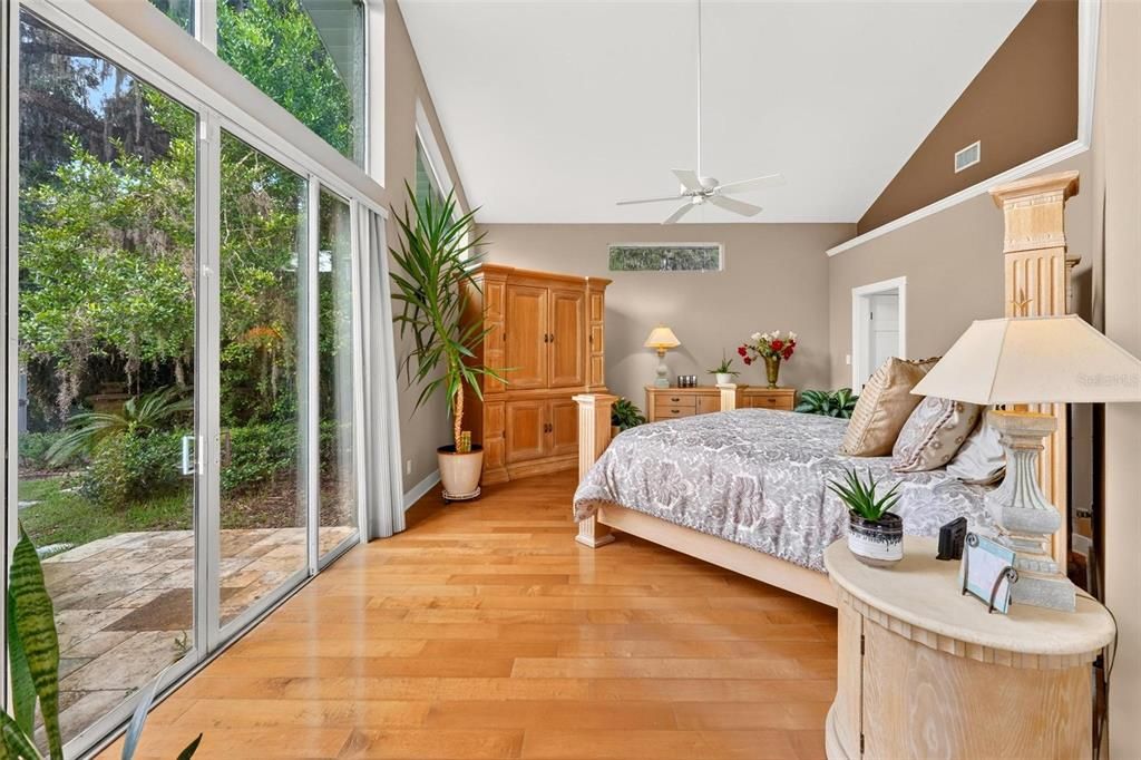For Sale: $1,475,000 (5 beds, 4 baths, 3421 Square Feet)