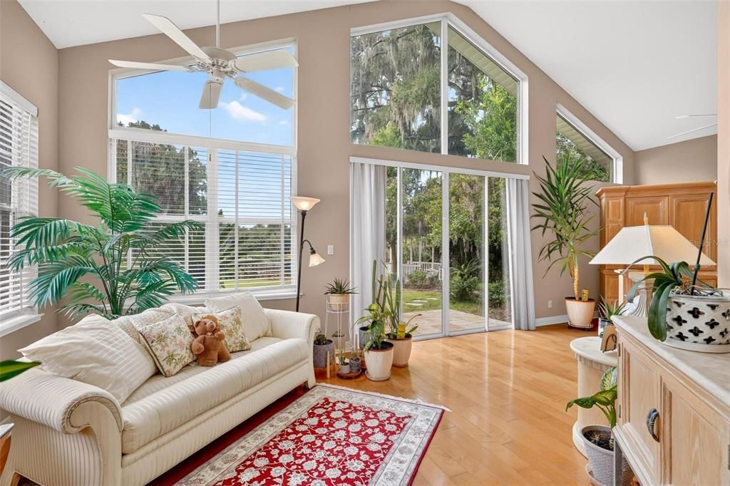 For Sale: $1,475,000 (5 beds, 4 baths, 3421 Square Feet)