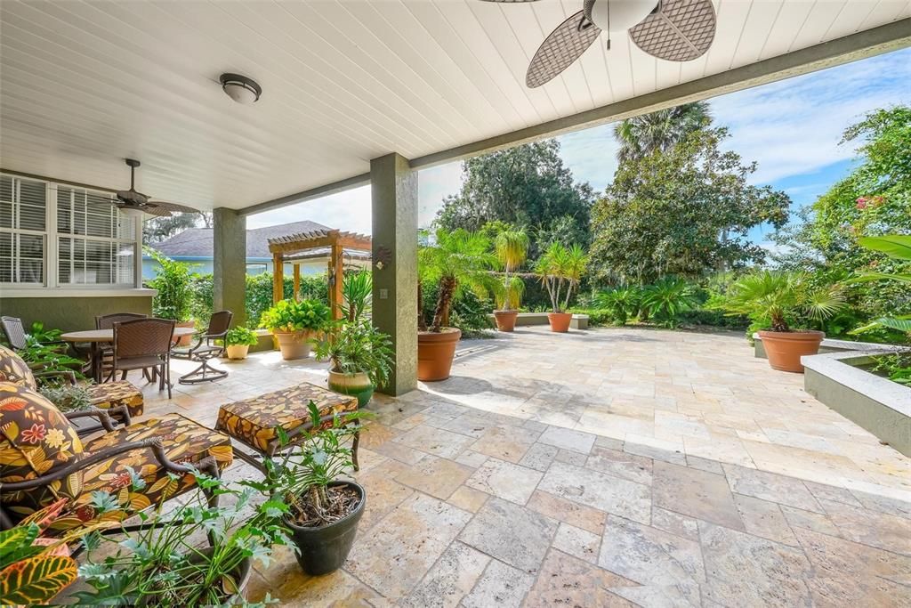 For Sale: $1,475,000 (5 beds, 4 baths, 3421 Square Feet)