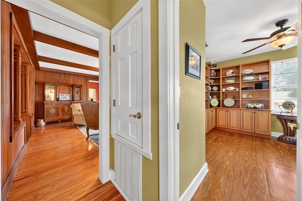 For Sale: $1,475,000 (5 beds, 4 baths, 3421 Square Feet)