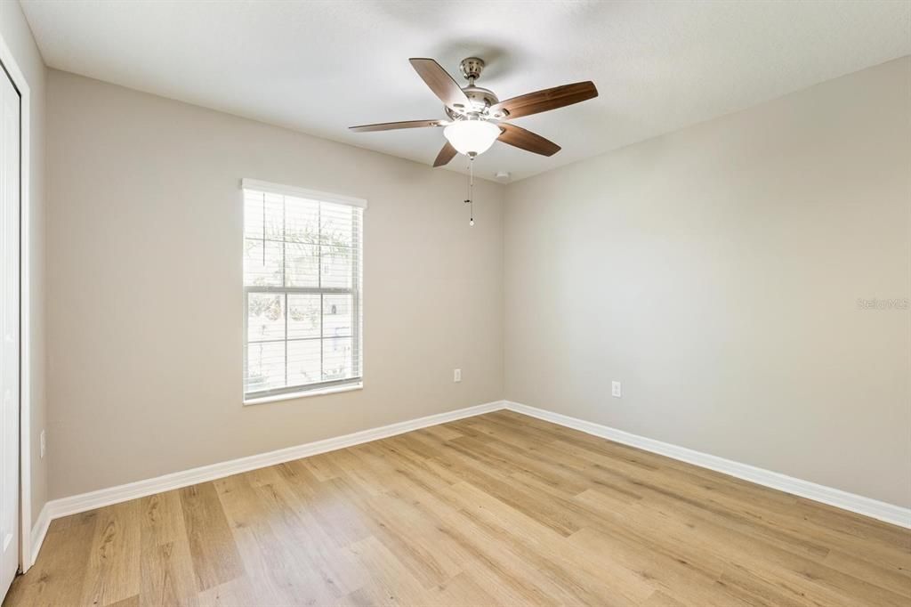 For Sale: $338,000 (3 beds, 2 baths, 1556 Square Feet)