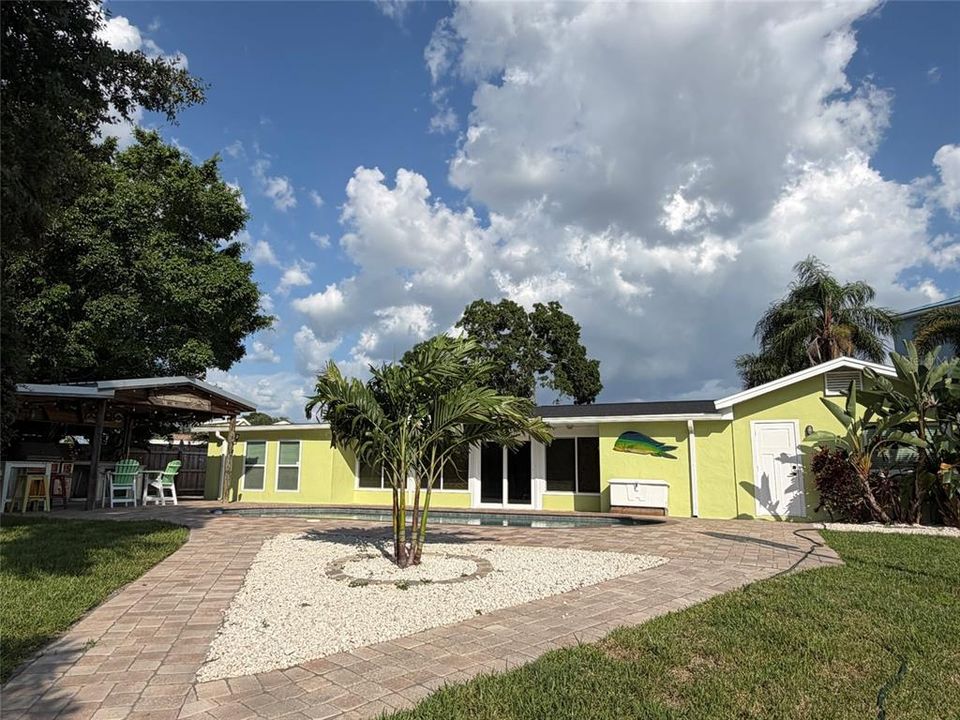На продажу: $899,995 (3 спален, 3 ванн, 2336 Квадратных фут)
