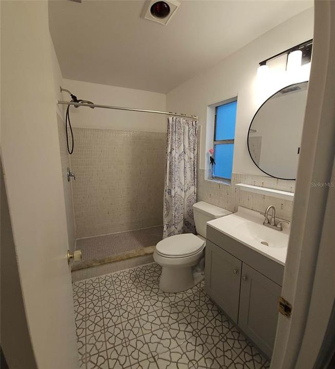 For Sale: $395,000 (4 beds, 2 baths, 1485 Square Feet)