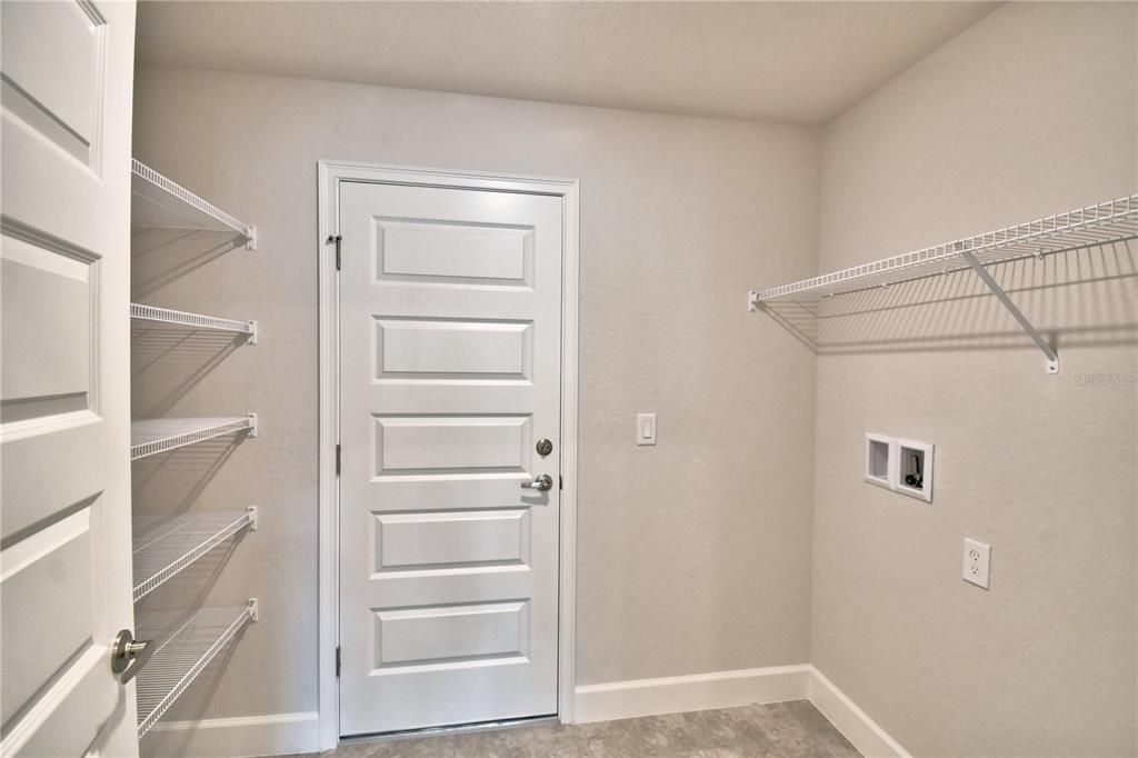 For Sale: $386,900 (3 beds, 2 baths, 1970 Square Feet)