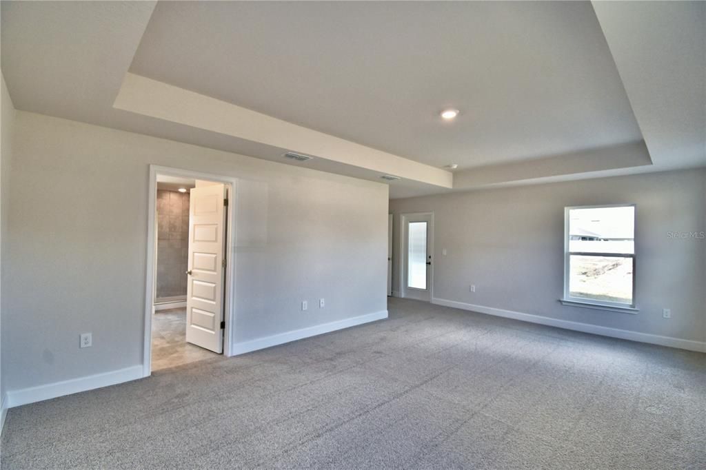 For Sale: $386,900 (3 beds, 2 baths, 1970 Square Feet)