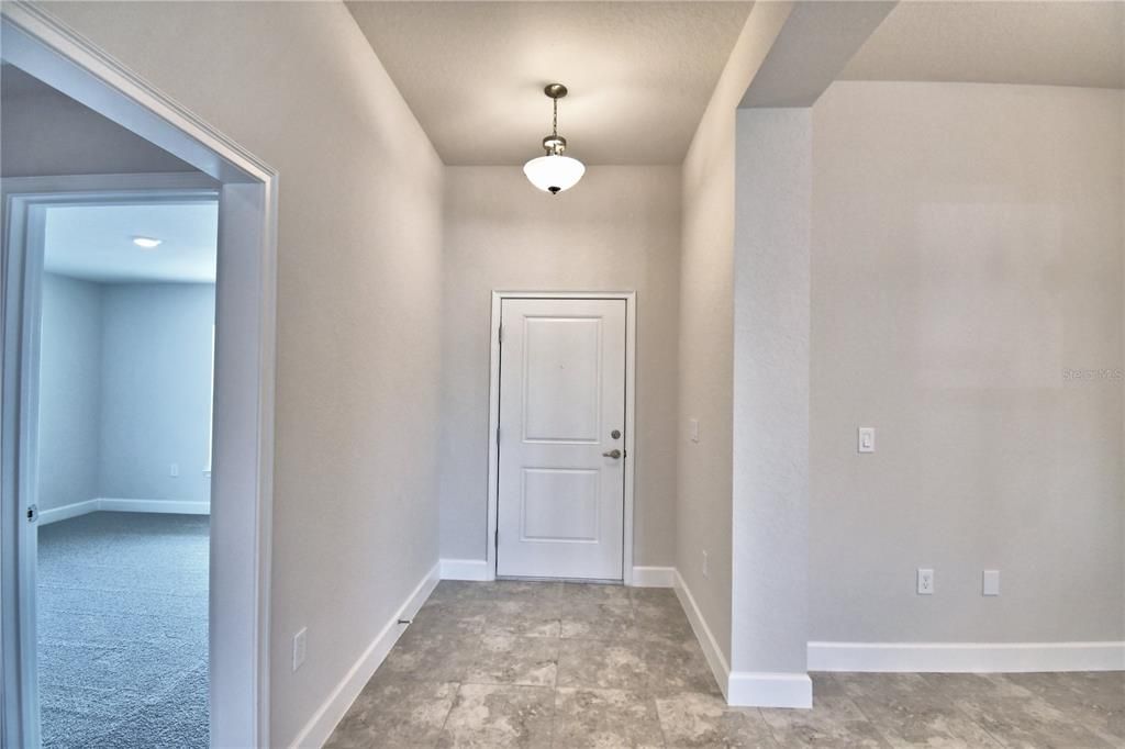 For Sale: $386,900 (3 beds, 2 baths, 1970 Square Feet)