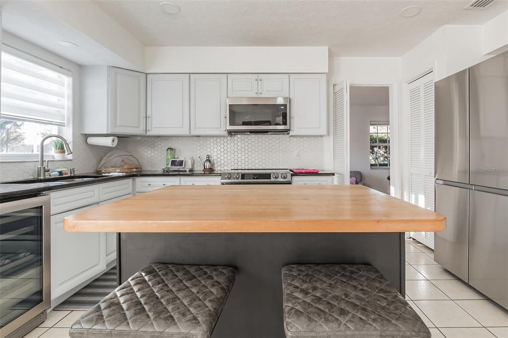 For Rent: $3,200 (4 beds, 2 baths, 2442 Square Feet)