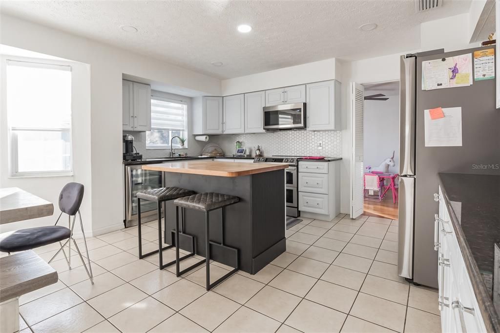 For Rent: $3,200 (4 beds, 2 baths, 2442 Square Feet)