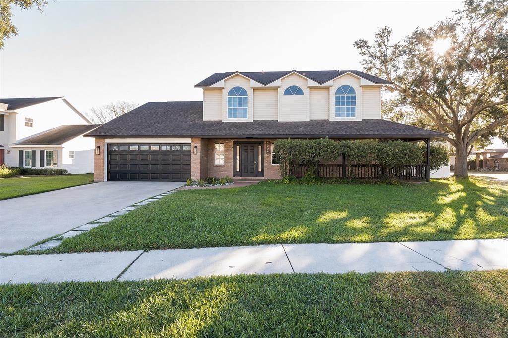 For Rent: $3,200 (4 beds, 2 baths, 2442 Square Feet)
